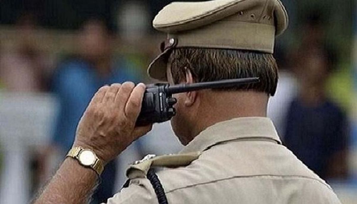 ग्रेटर नोएडा में लम्बे समय से चल रहा था काला करोबार, पुलिस ने मारा छापा