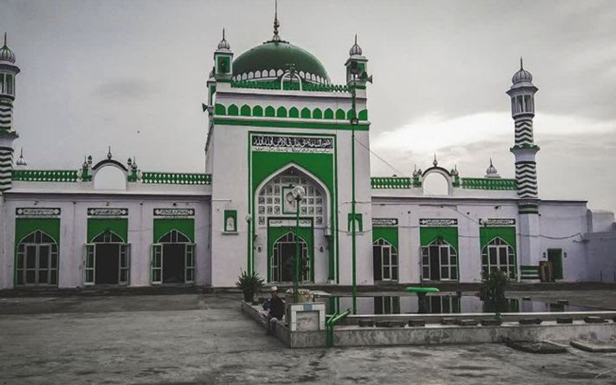 मस्जिद से हुआ ऐलान, अब खोलिए अपनी दुकान और बढ़ाइए भाईचारे का सम्मान