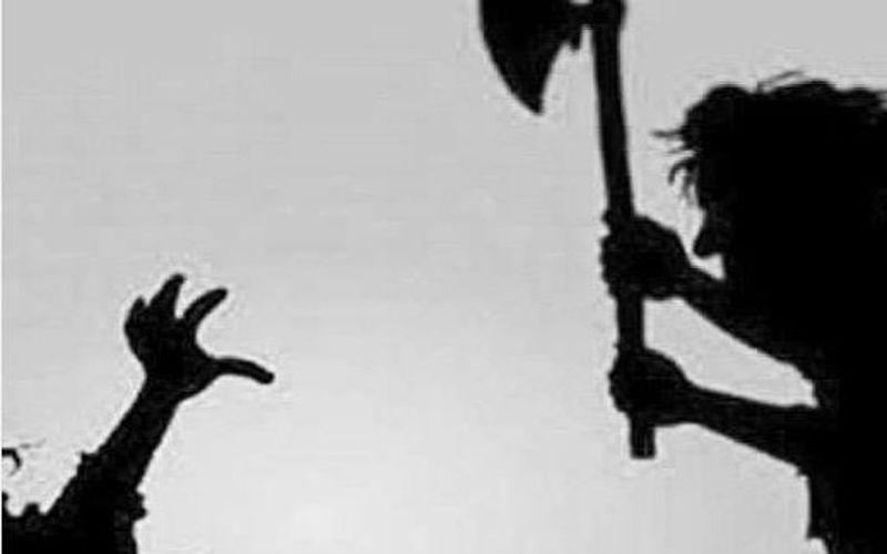 पत्नी की खामोशी ने पति को बना दिया कातिल, कुल्हाड़ी से खत्म की जिंदगी