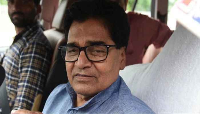 अब तो पुलिस भी वोट डाल रही है इनका इलाज...रामगोपाल यादव का विवादित बयान