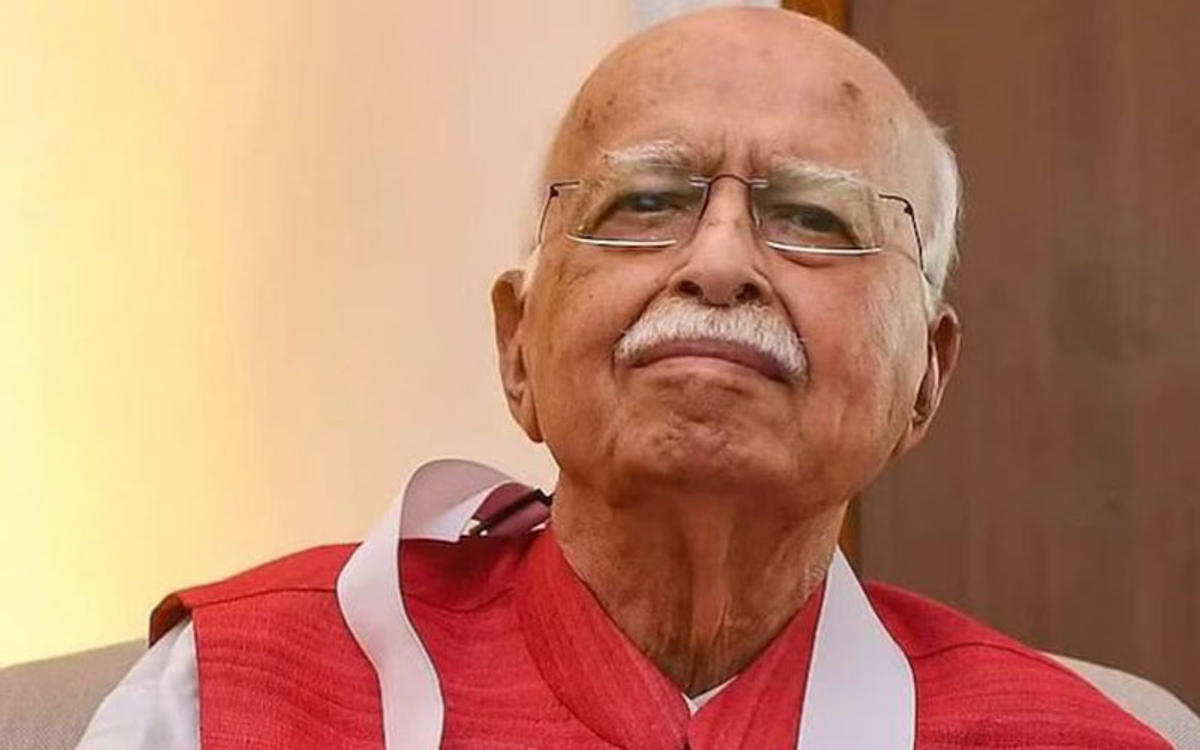 दिल्ली के अपोलो अस्पताल में भर्ती लाल कृष्ण आडवाणी, फिर से बिगड़ी तबीयत