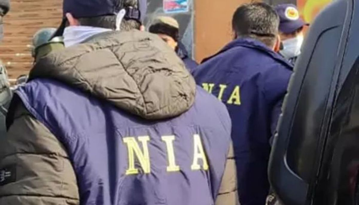 झांसी में NIA की टीम पर हमला, 100 लोगों के खिलाफ FIR दर्ज, चप्पे-चप्पे पर मुस्तैद फोर्स