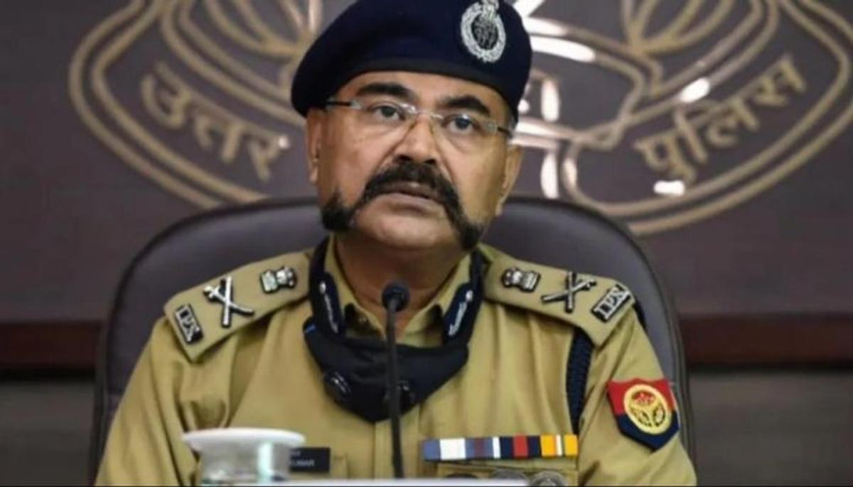 रिटायरमेंट की दहलीज पर प्रशांत कुमार लेकिन लंच लिस्ट से बाहर, DGP के लंच कार्ड से उठा सवाल