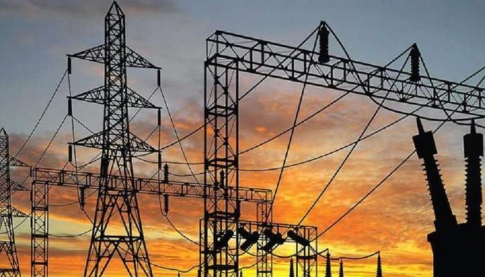 ग्रेटर नोएडा बन रहा डकैतों का अड्डा! आए दिन बिजली चुराकर भाग रहे चोर