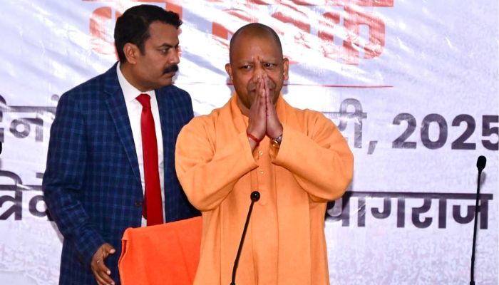 प्रयागराज महाकुंभ में CM योगी कैबिनेट की बैठक, कई बड़े फैसले