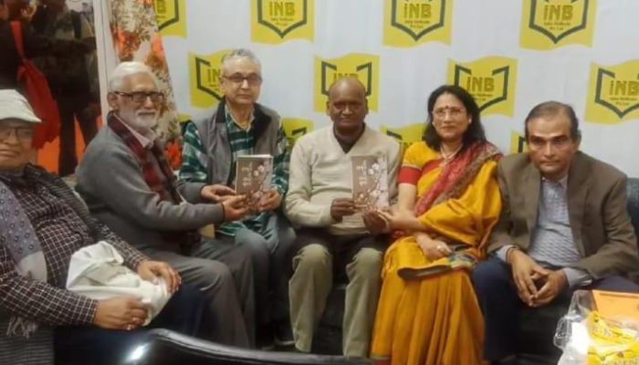 विश्व पुस्तक मेला में चांदी की तार की तरह परोसी गई कविताएं, इस पुस्तक का किया गया विमोचन