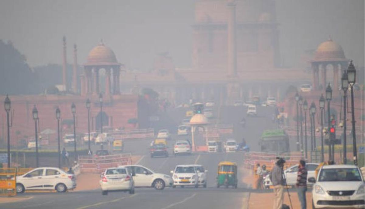 दिल्ली की हवा में एक बार फिर घुली जहर, ग्रेप के पहले चरण की पाबंदियां लागू