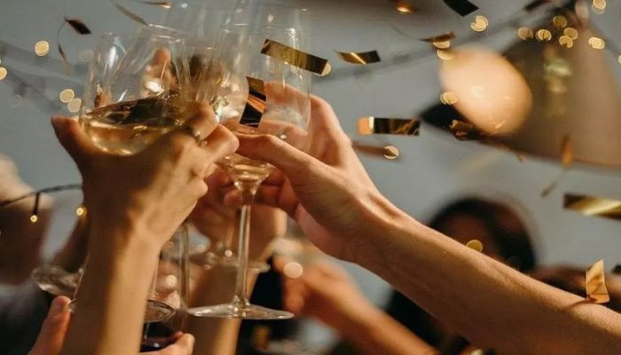 Liquor Shops For Woman