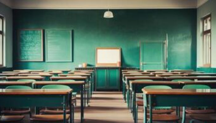 इस राज्य की सरकार ने उठाया बड़ा कदम, 1200 स्कूल के गेटों पर लगा ताला