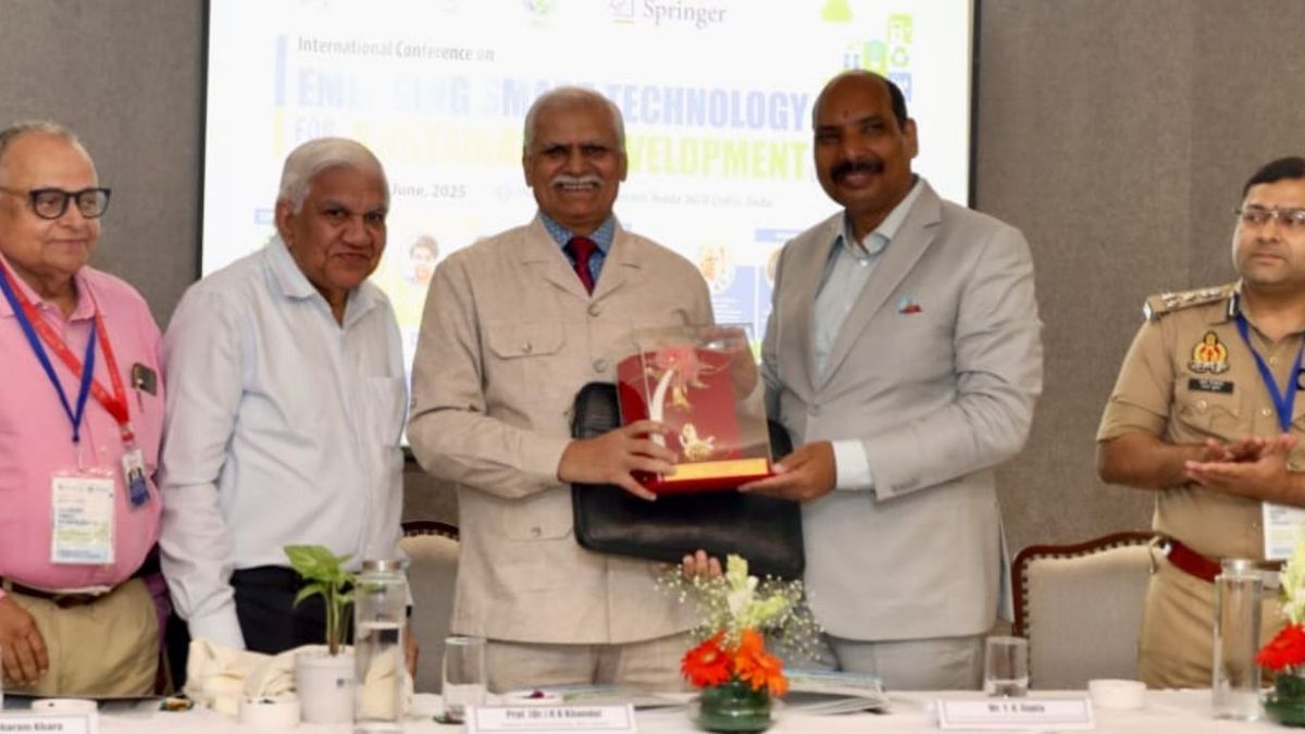 शारदा विश्वविद्यालय में जुटे दिग्गज शिक्षाविद, स्मार्ट टेक्नोलॉजी पर रखे 200 शोधपत्र