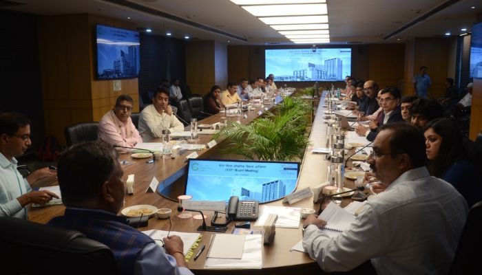 नोएडा में बदलेगा विकास का नक्शा! प्राधिकरण की बोर्ड बैठक में होंगे 27 बड़े फैसले