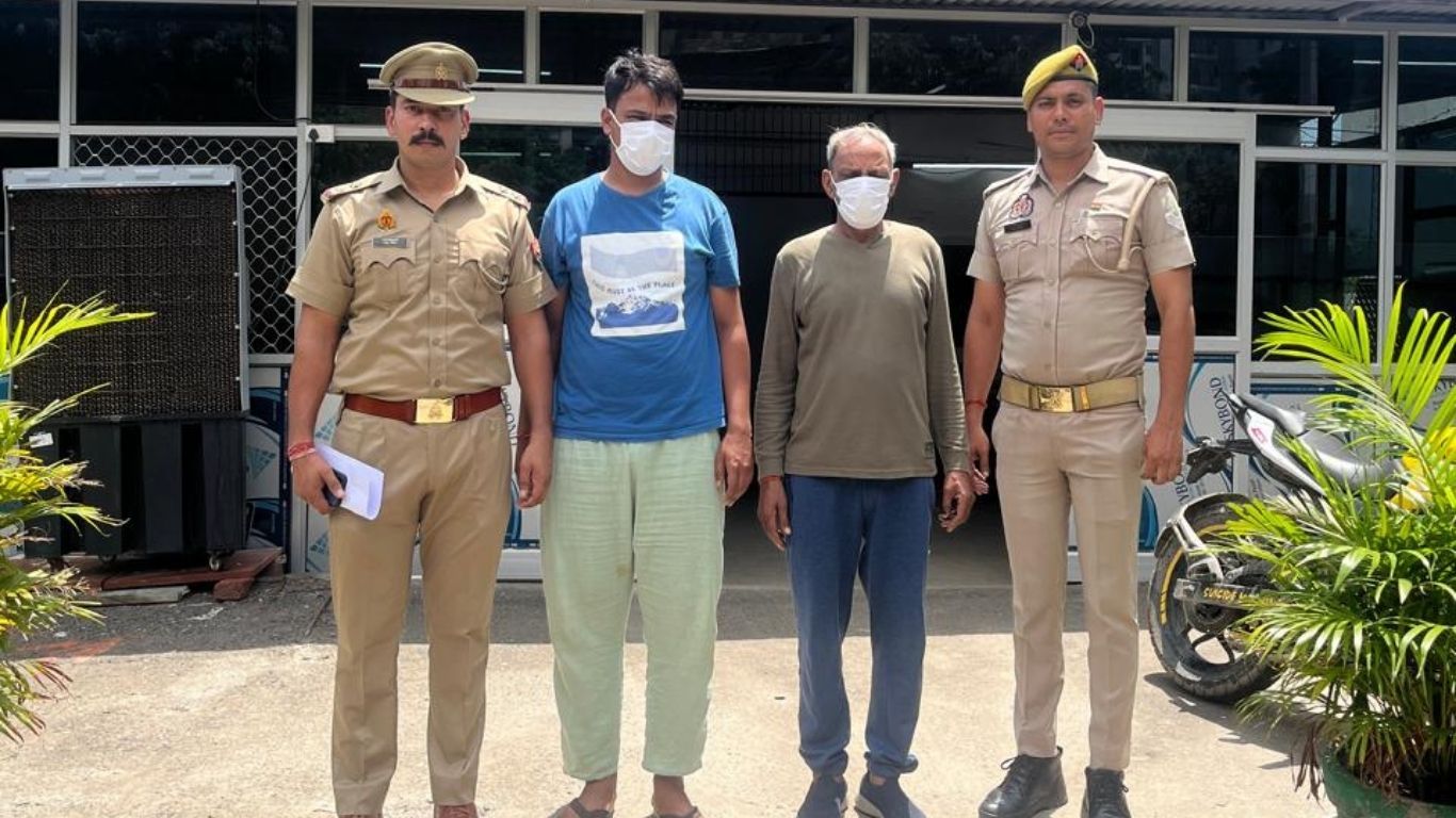 दहेज के लिए इंजीनियर की हत्या करने के आरोपी बाप-बेटा चढ़ा पुलिस के हत्थे