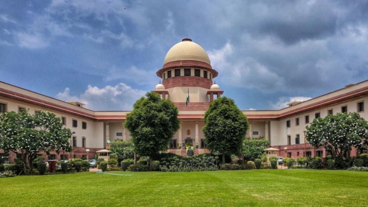 मर्यादा के दायरे में हो अभिव्यक्ति : सोशल मीडिया कंटेंट पर SC सख्त