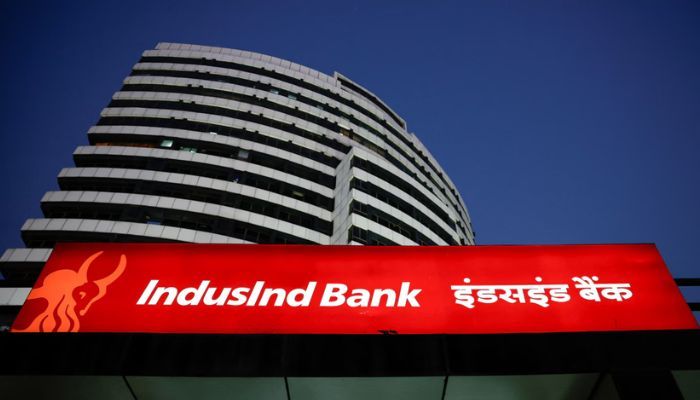 संकट में फंसा IndusInd Bank, दनादन दिए जा रहे इस्तीफे