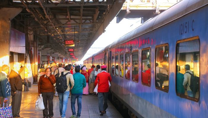 रेलवे का तगड़ा ऑफर, राउंड ट्रिप पर मिलेगी जबरदस्त छूट