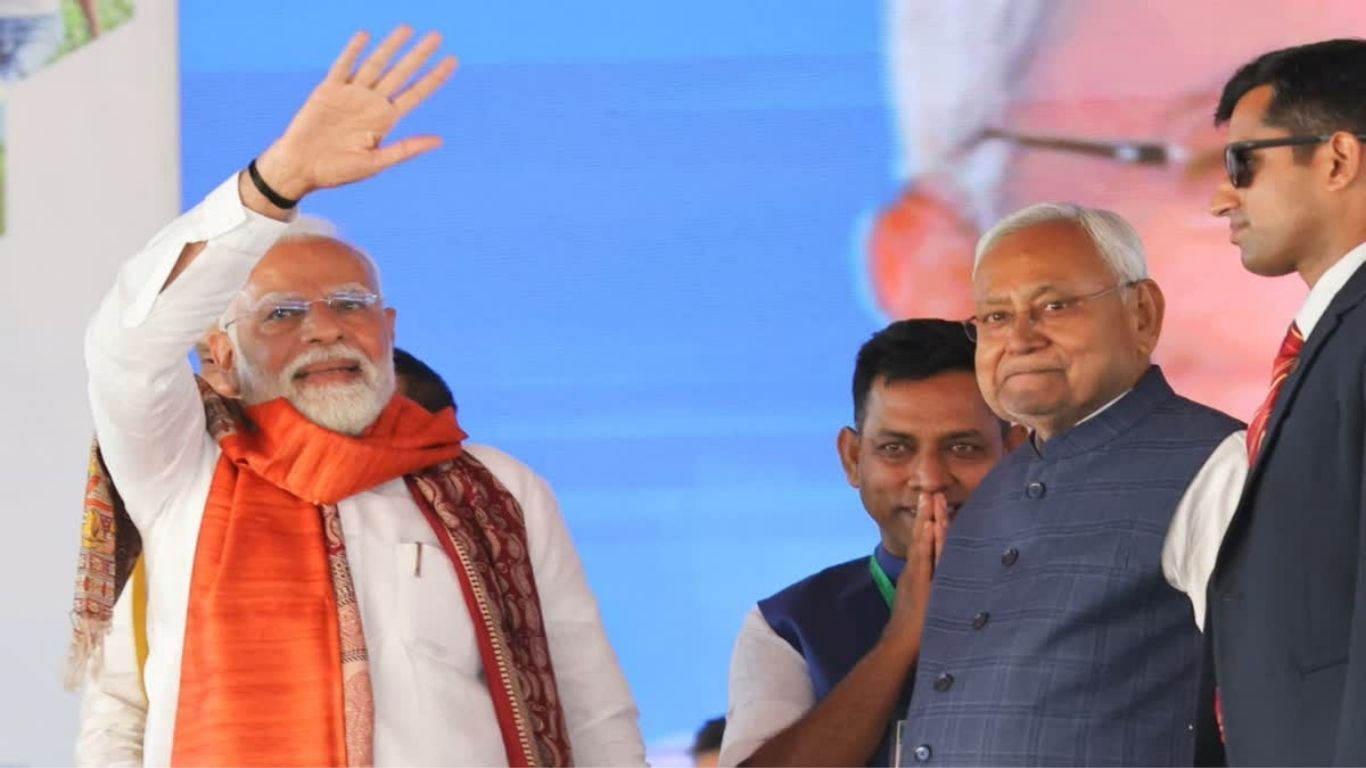 खाता खुला, पैसा आया! बिहार की महिलाओं को पीएम मोदी का बड़ा तोहफा