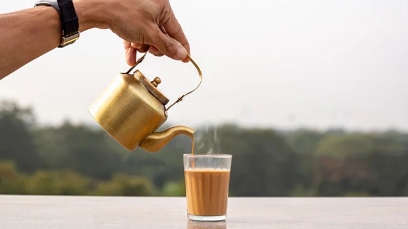 कच्चा या पका दूध… कौन सी चाय बनती है असली टेस्टी?