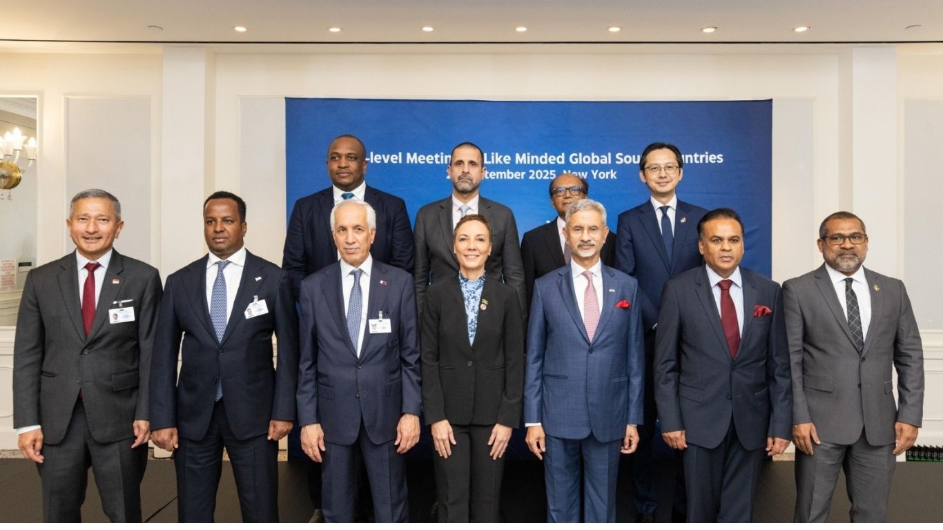 दुनिया की हर अहम जानकारी, अब सीधे हिंदी में