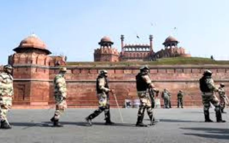 दिल्ली के लाल किले से एक करोड़ के बेशकीमती कलश की चोरी, जैन अनुष्ठान में हड़कंप