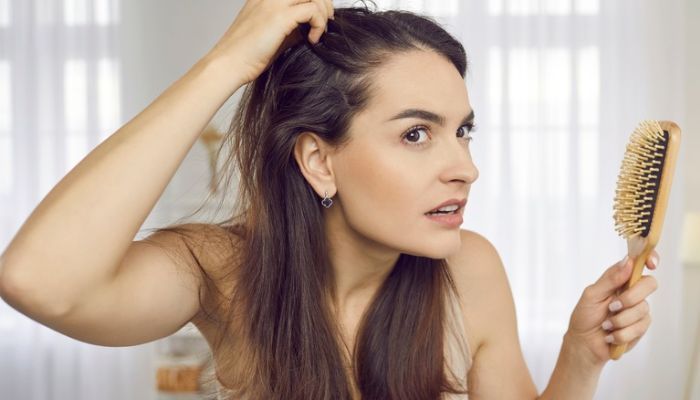 सिर पर बालों की जगह दिखने लगा है गंजापन! इस हेयर मास्क से उगेंगे नए बाल