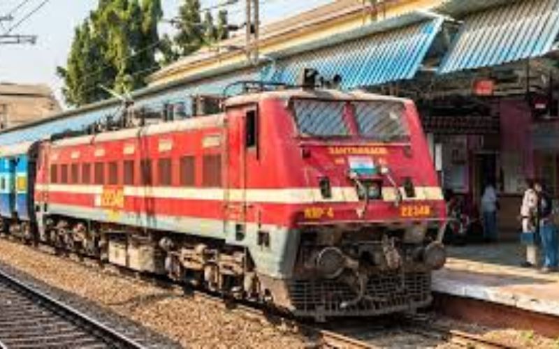 दिल्ली से यूपी-बिहार के लिए शुरू होगी पूजा स्पेशल ट्रेन, यात्रियों को बड़ी राहत