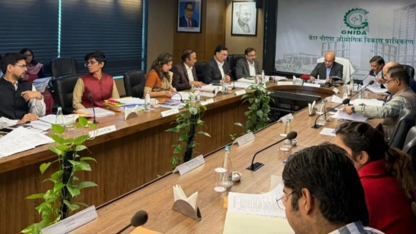 ग्रेटर नोएडा को मिली बड़ी सौगात, लॉजिस्टिक हब तक सीधे रेलवे की राह खुली