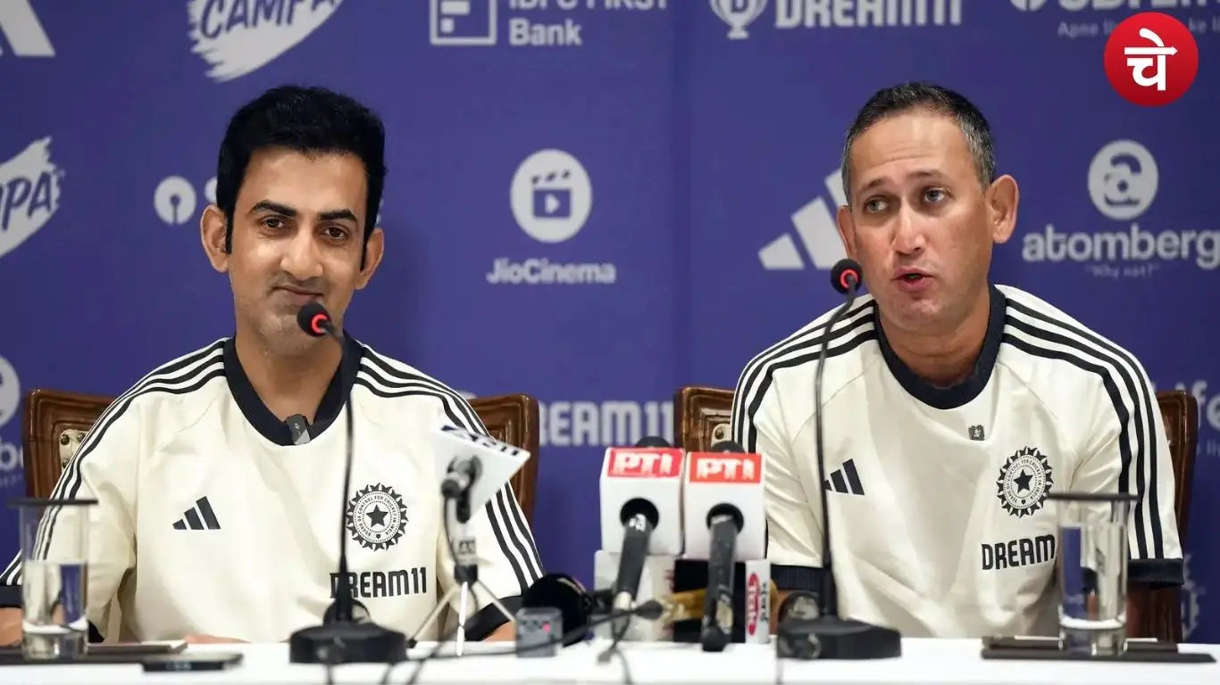 टेस्ट सीरीज हार के बाद रणनीति पर चर्चा करते कोच गौतम गंभीर और चीफ सेलेक्टर अजीत अगरकर