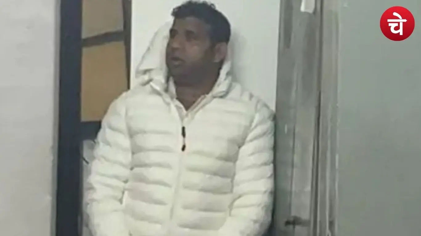 डिप्टी सीएम आवास पर पकड़ा गया फर्जी नेता