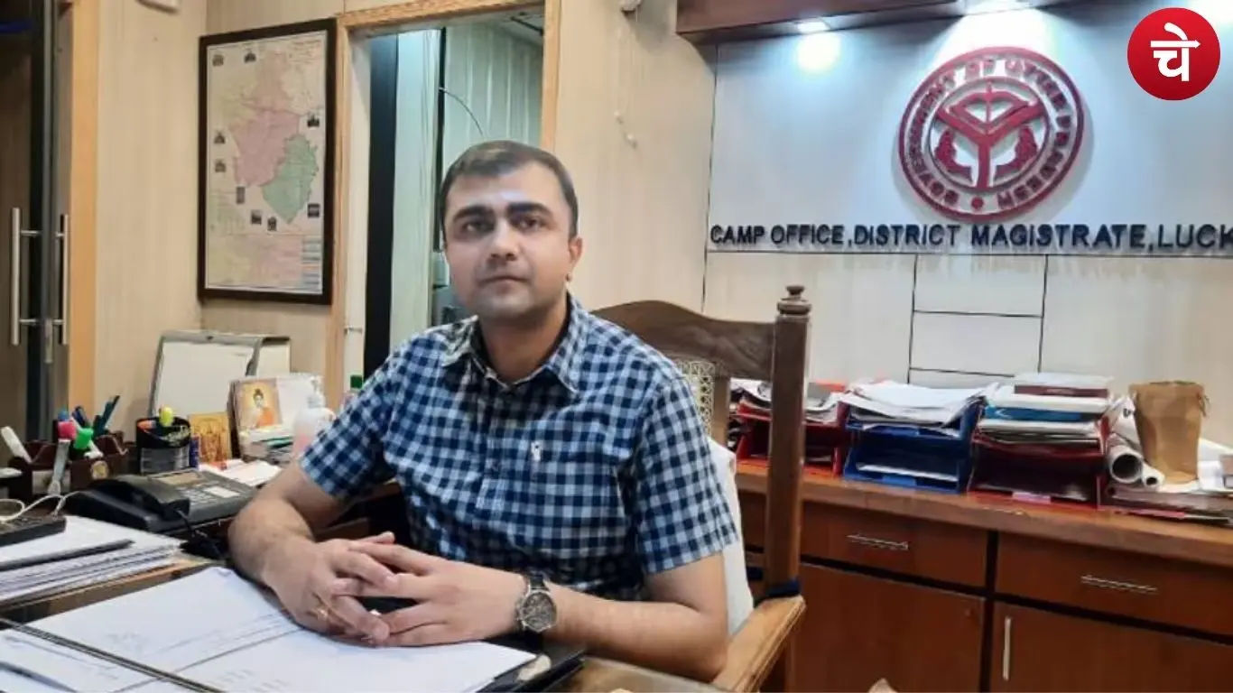 उत्तर प्रदेश के चर्चित IAS अधिकारी अभिषेक प्रकाश