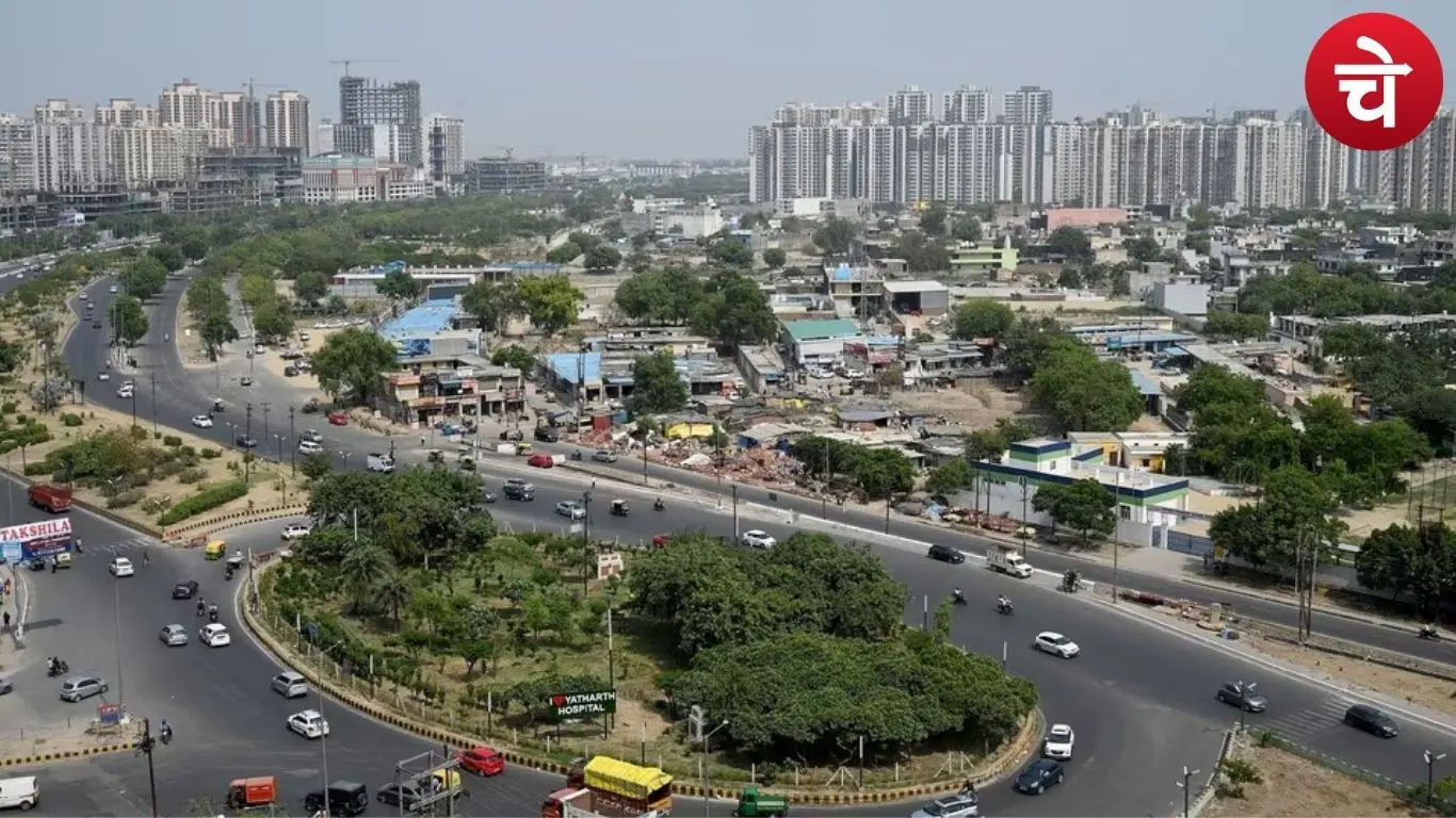 ग्रेटर नोएडा वेस्ट में रोड अपग्रेड का काम शुरू