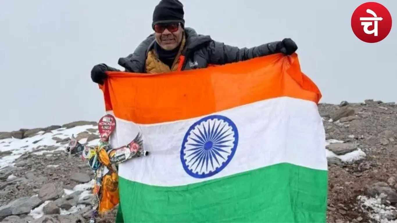 नोएडा के पर्वतारोही अतुल लाढ़ा