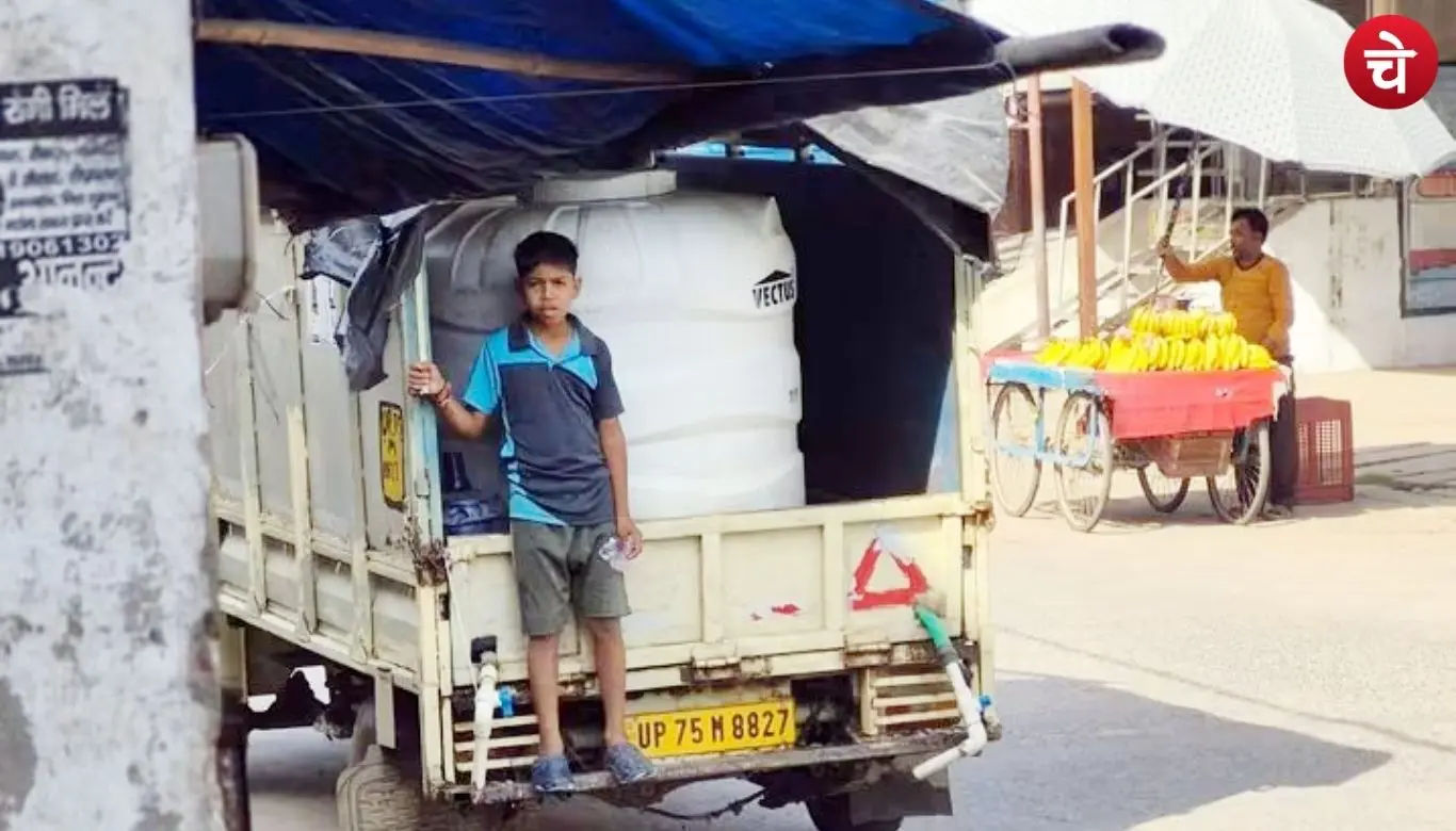 नाबालिग से पानी के कैंपर ढुलवाने का आरोप, जांच की उठी मांग