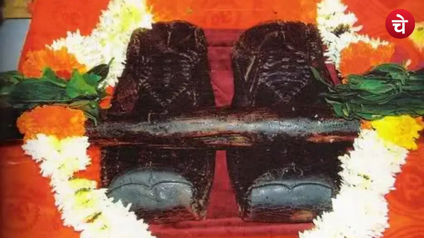 Shirdi Sai Baba Charan Paduka