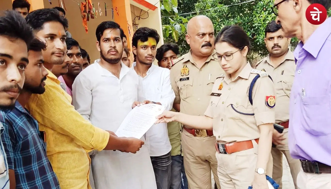VHP-बजरंग दल का धरना, 48 घंटे में कार्रवाई नहीं हुई तो बड़े प्रदर्शन की चेतावनी