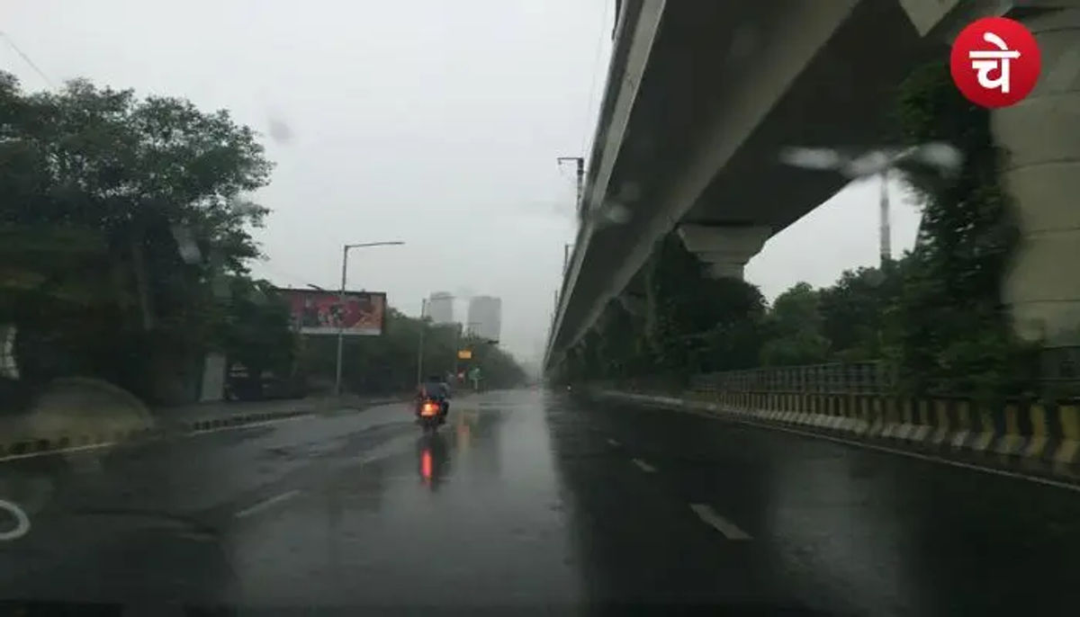 ग्रेटर नोएडा में बारिश से मौसम हुआ खुशनुमा, AQI में भी सुधार