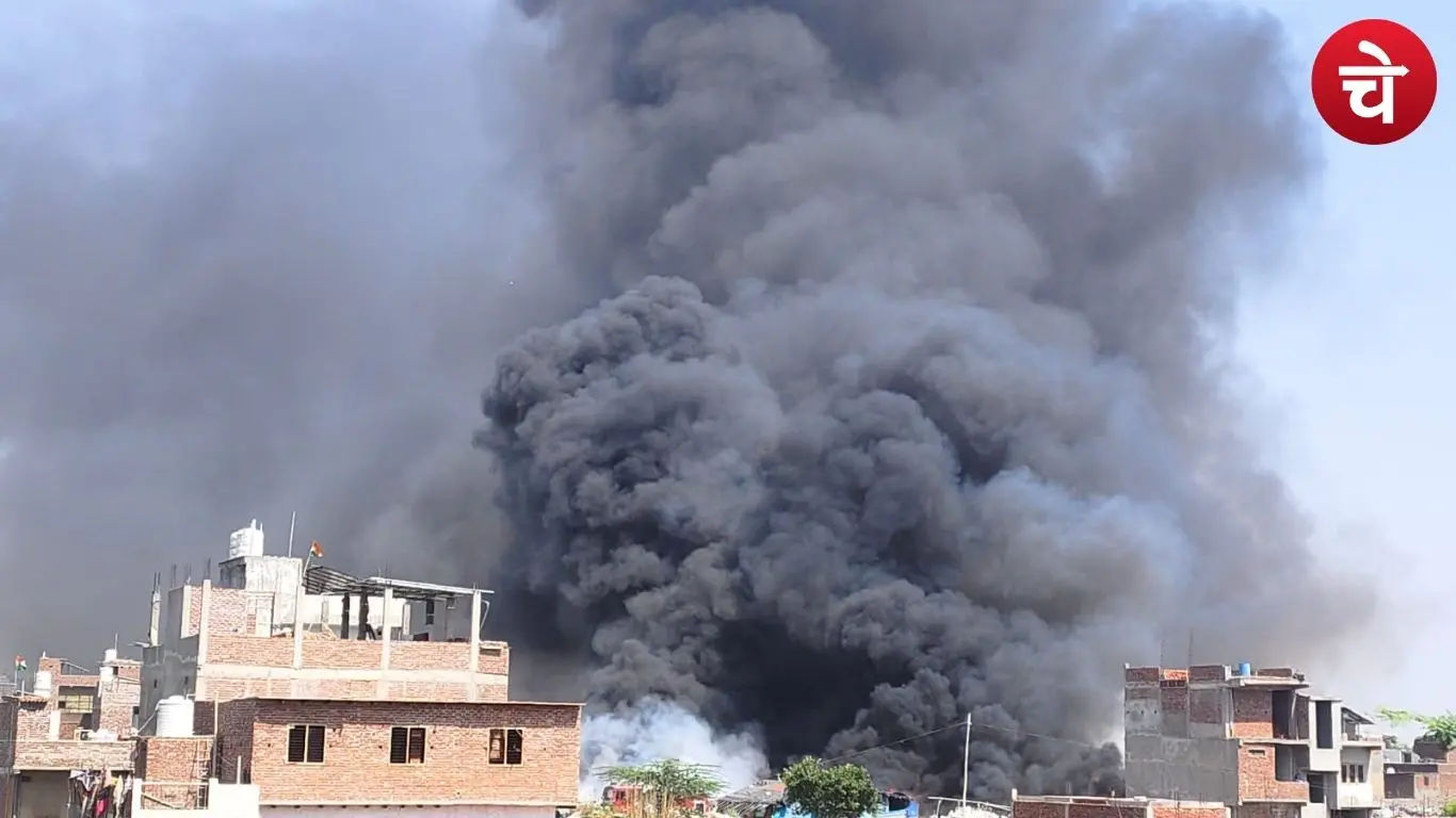 Massive Fire in Noida