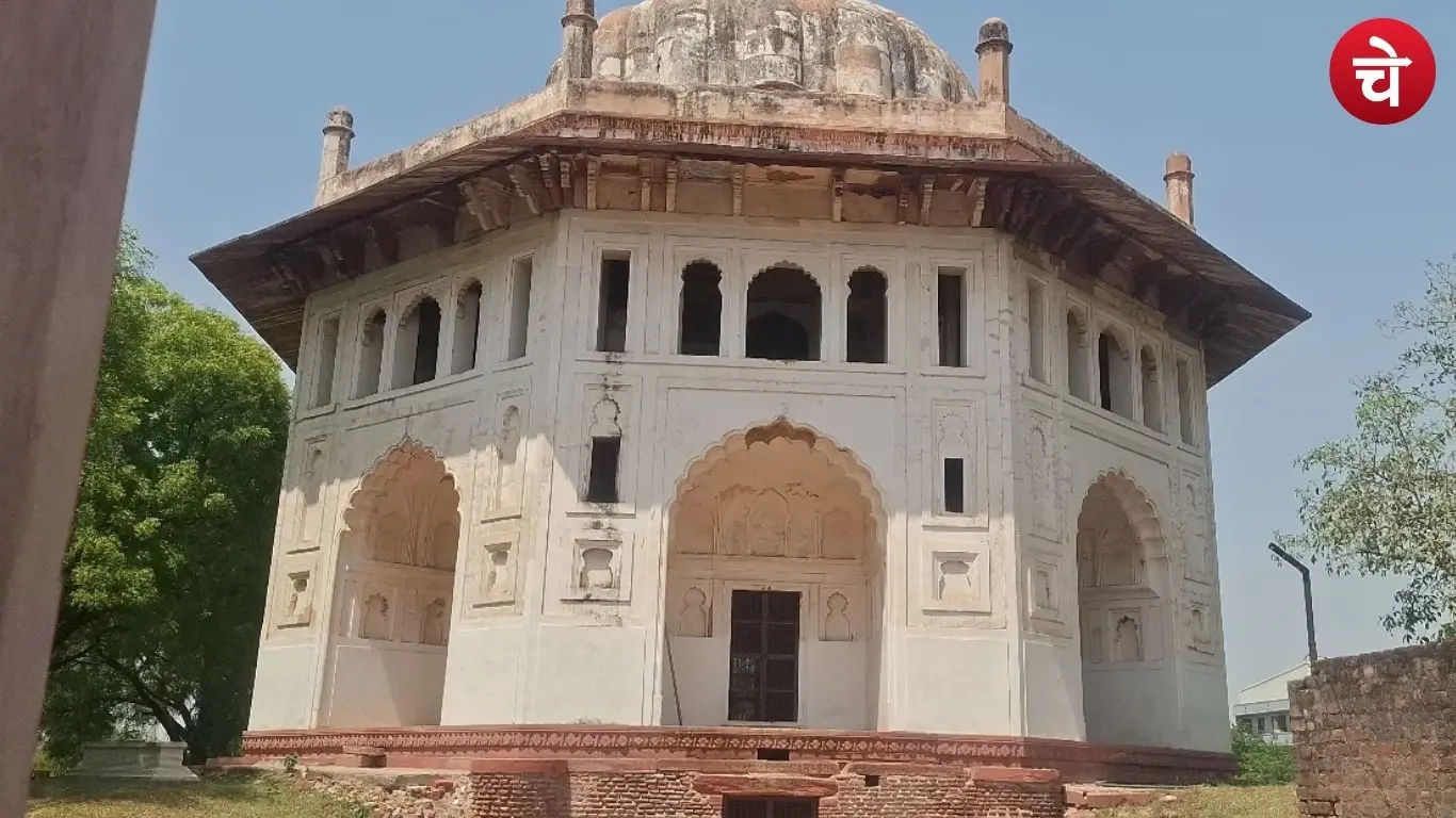 Agra Mysterious 64 Pillars