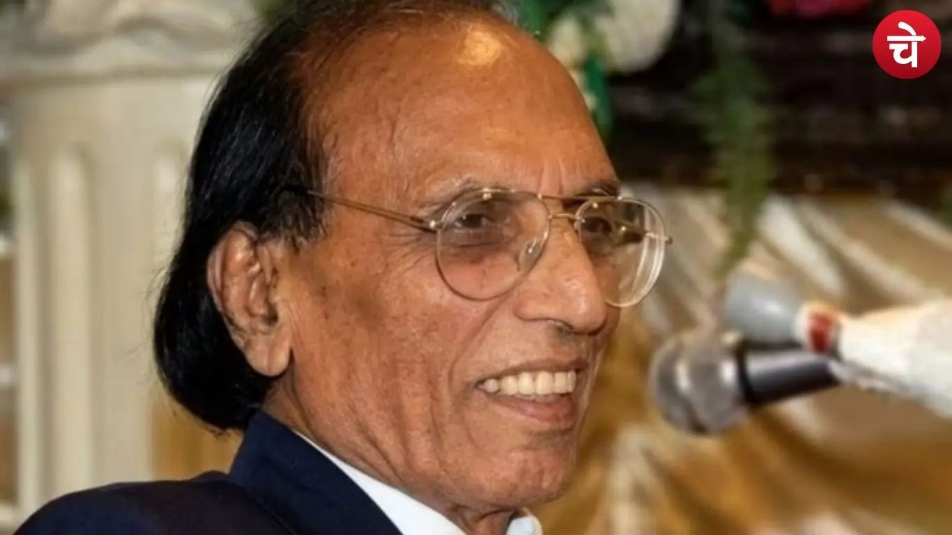 Famous Urdu poet Bashir Badr