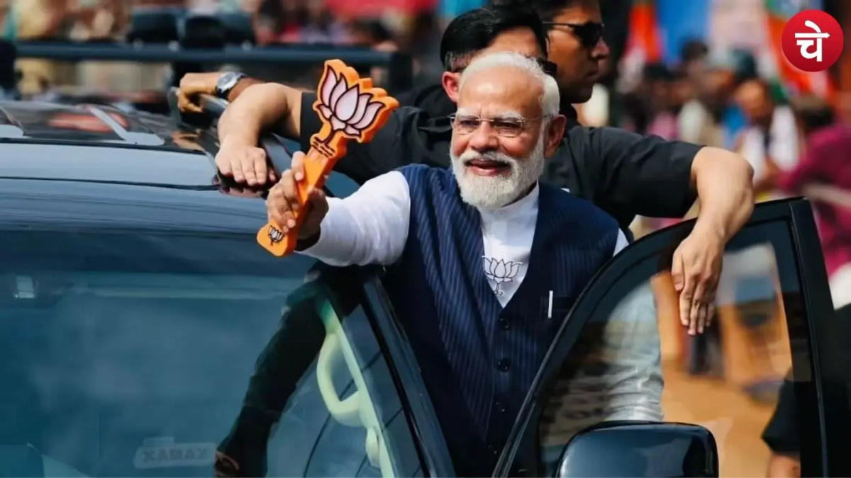 पीएम मोदी के सभा स्थल रूट पर मिला विस्फोटक, पुलिसकर्मियों पर गिरी गाज
