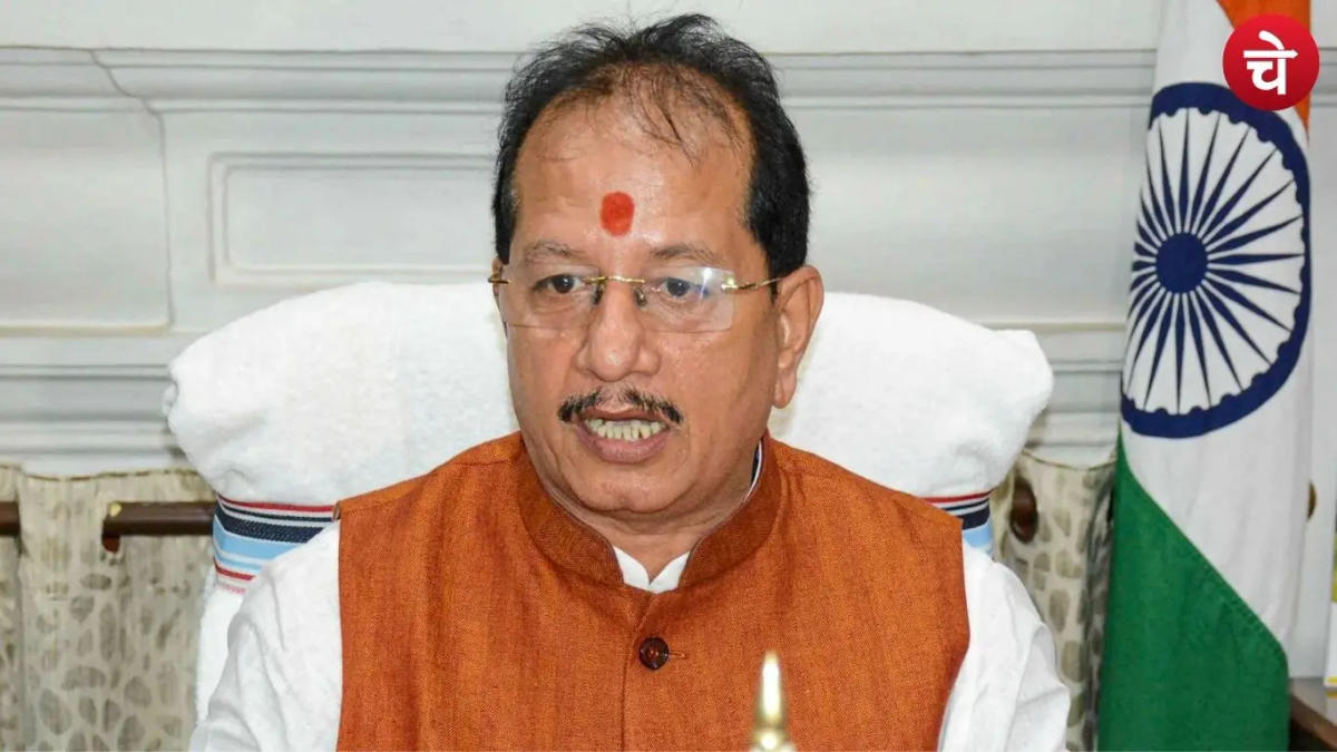 कृषि विज्ञापन से गायब दिखे विजय कुमार सिन्हा, क्या है अंदर की कहानी?