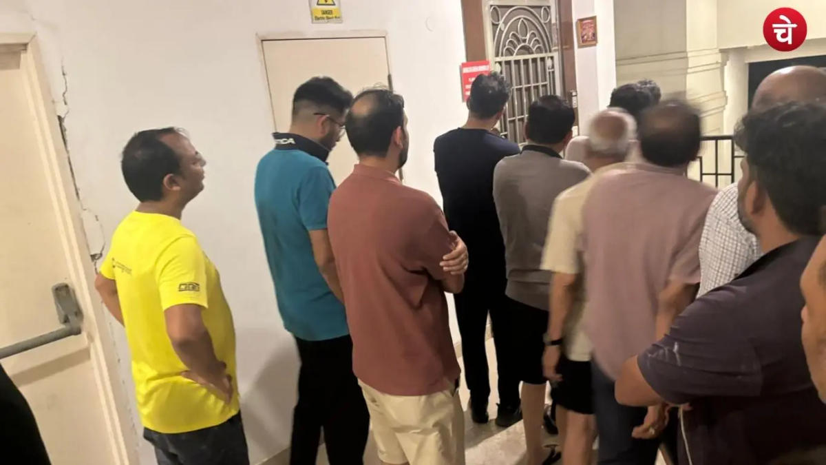 एटीएस डोल्से सोसायटी में बिजली संकट से हड़कंप, पावर बैकअप सिस्टम पर उठे सवाल