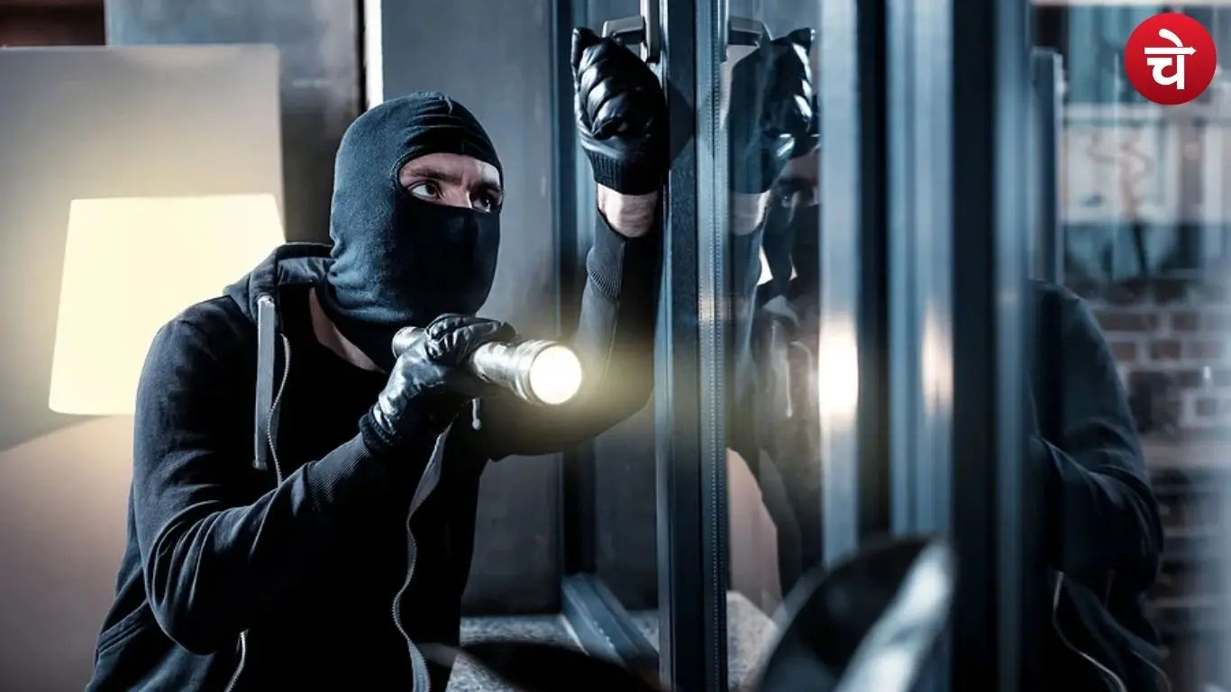 Noida Theft