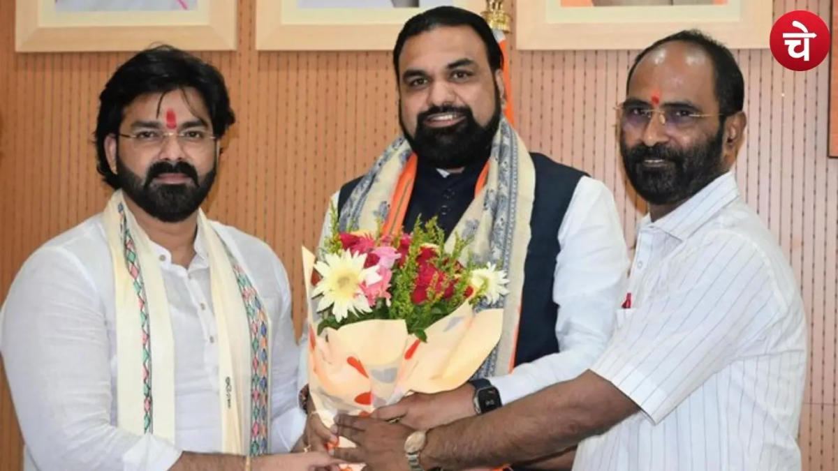 'पार्टी मेरी मां है'... टिकट मिलने के बाद सम्राट चौधरी से मिले पवन सिंह