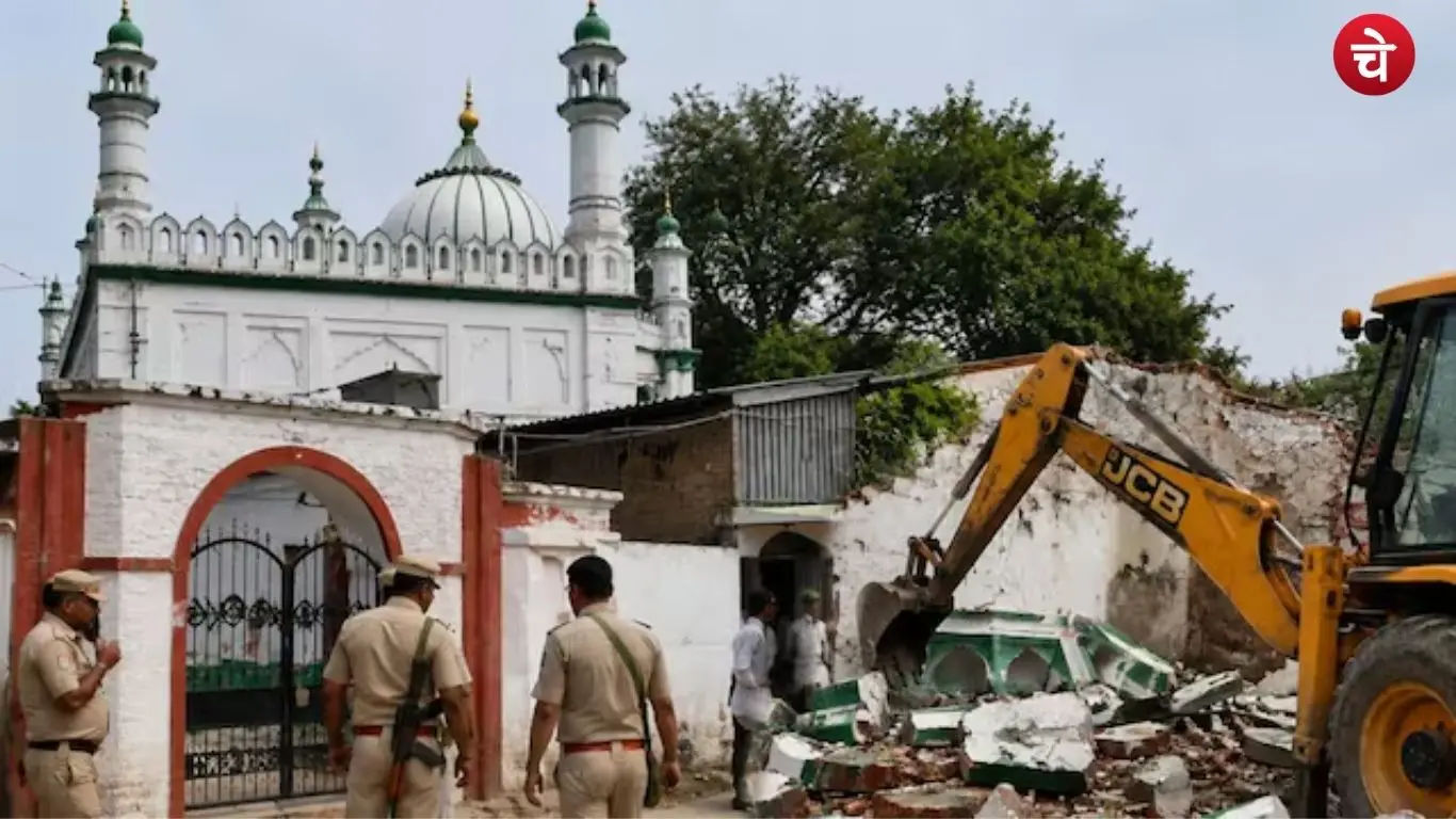 गजब हाल है! थाने की जमीन पर बनादी मस्जिद, 7 दिन में हटाने का नोटिस जारी