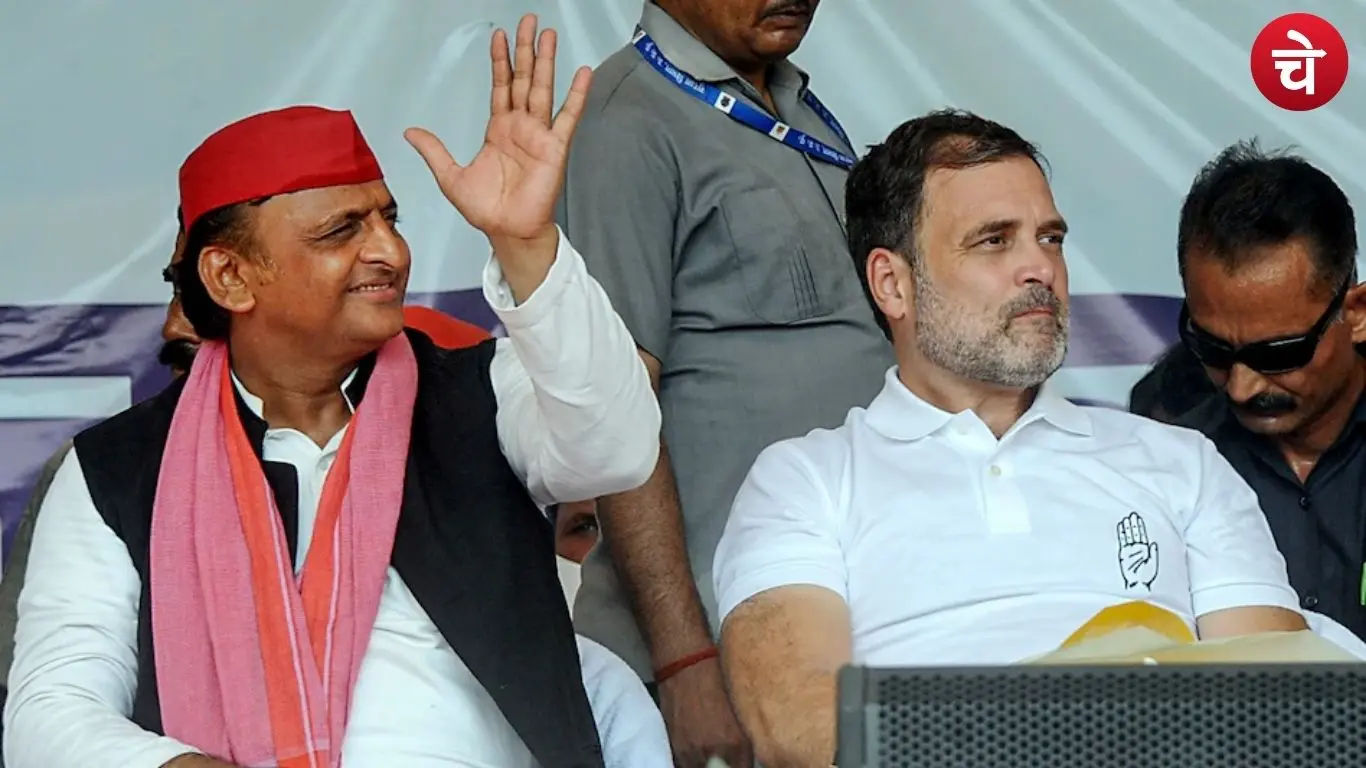 Akhilesh Yadav and Rahul Gandhi