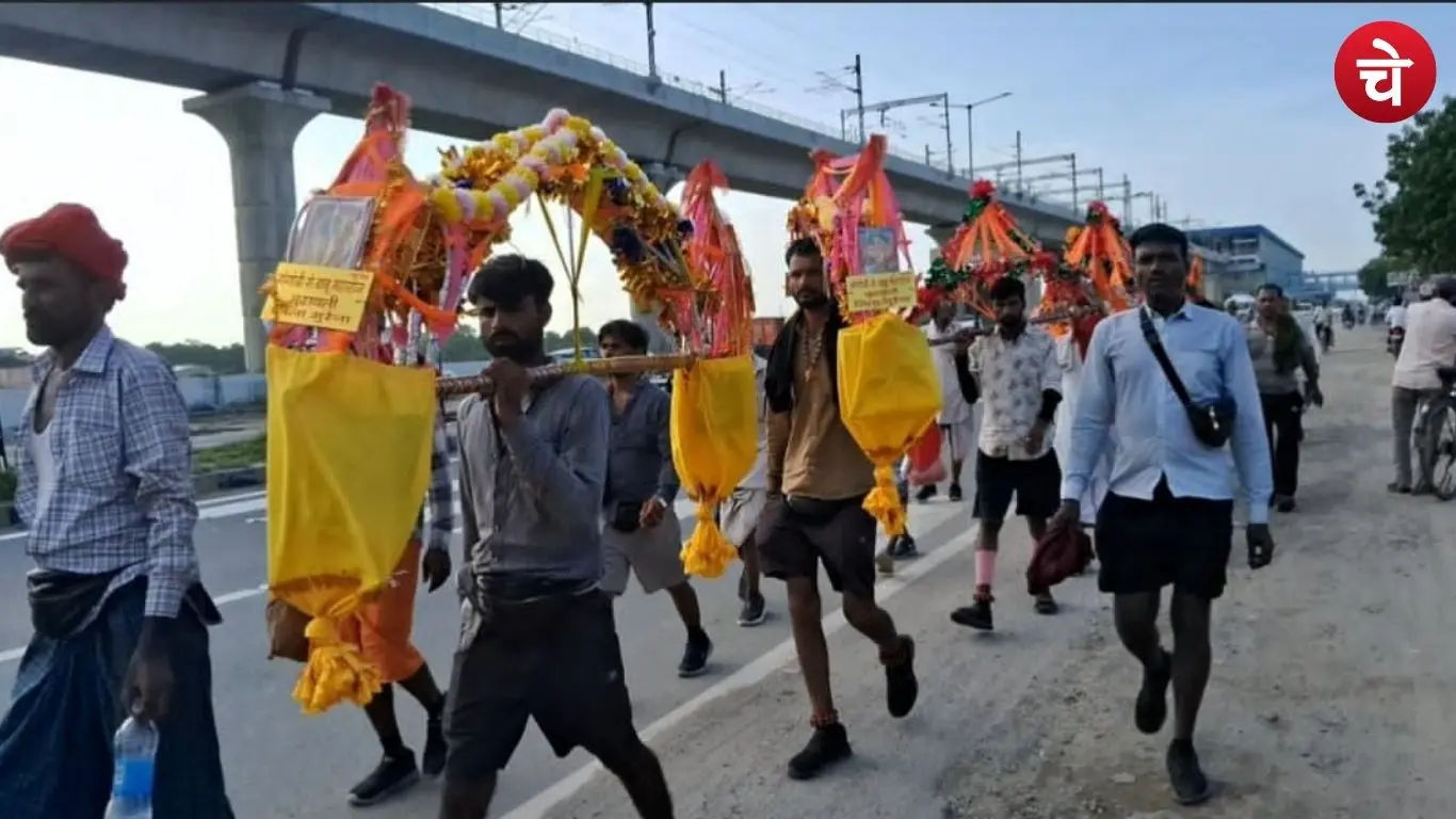 Devotees during the Kanwar Yatra