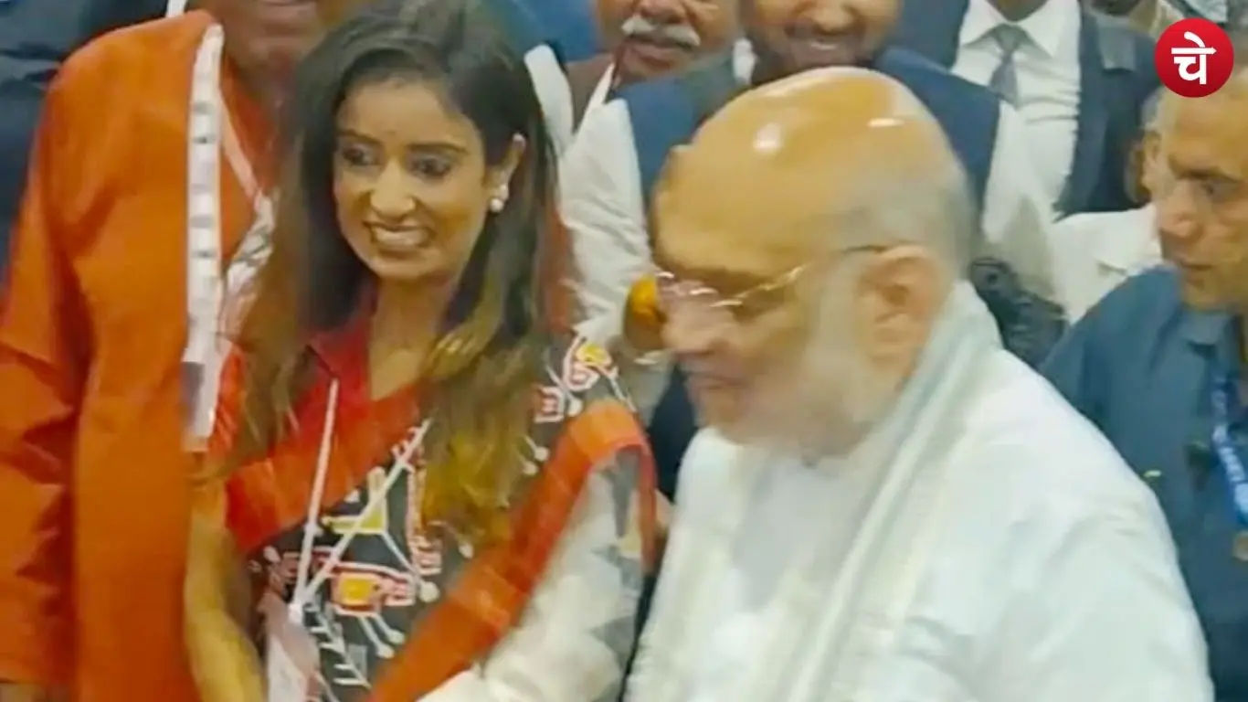 Dr Khusbu Singh with Amit Shah