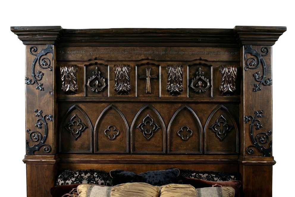 Gothic High Style Bed High End Bedroom Set In Gothic Sofas (Photo 9 of 30)