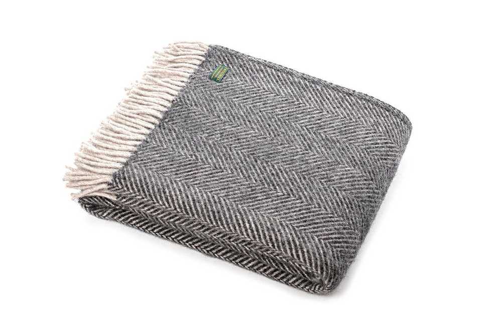 Best 30+ of Grey Throws for Sofas