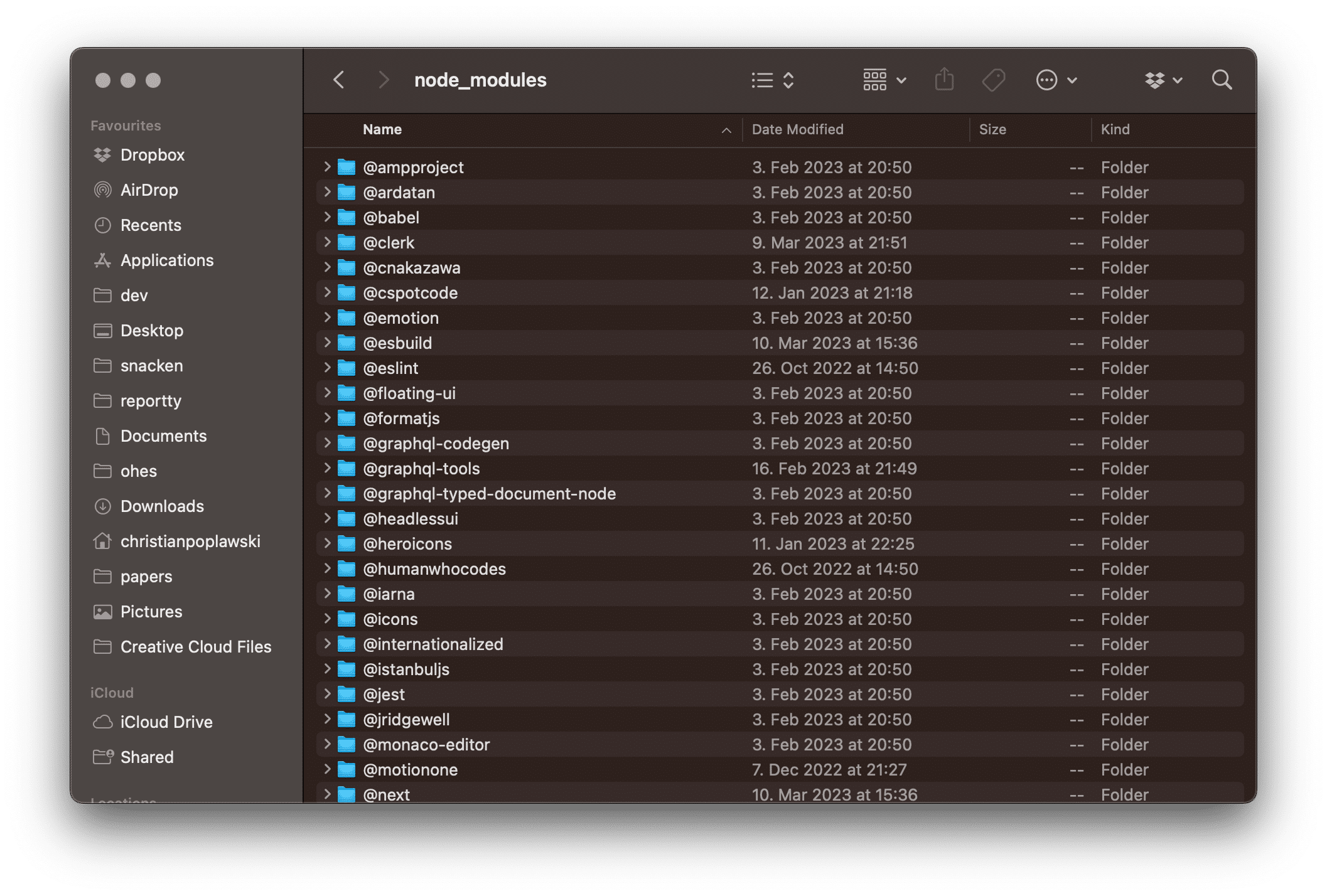 A finder window, not showing the size of folders